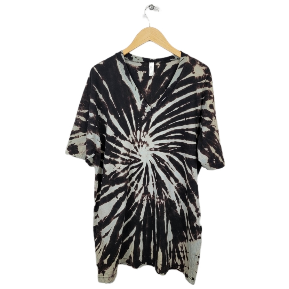 American Apparel Tie Dye Vneck T-shirt - 2XL